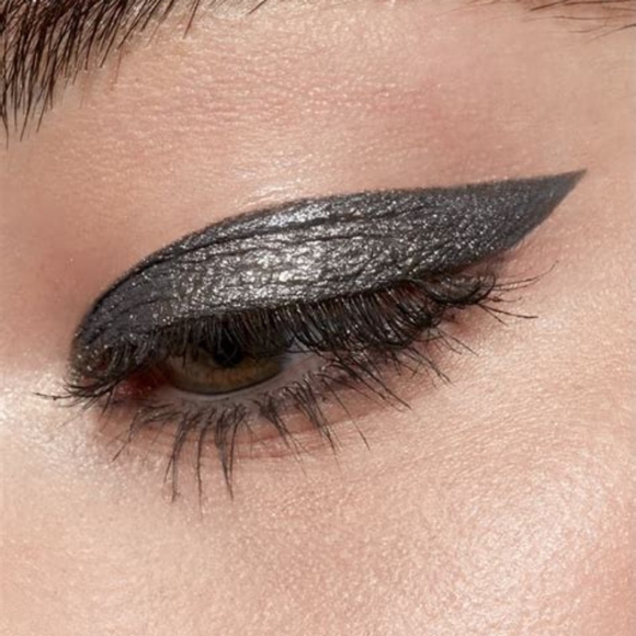 Stila Vivid Labradorite Liquid Eyeshadow - Picture 6 of 14